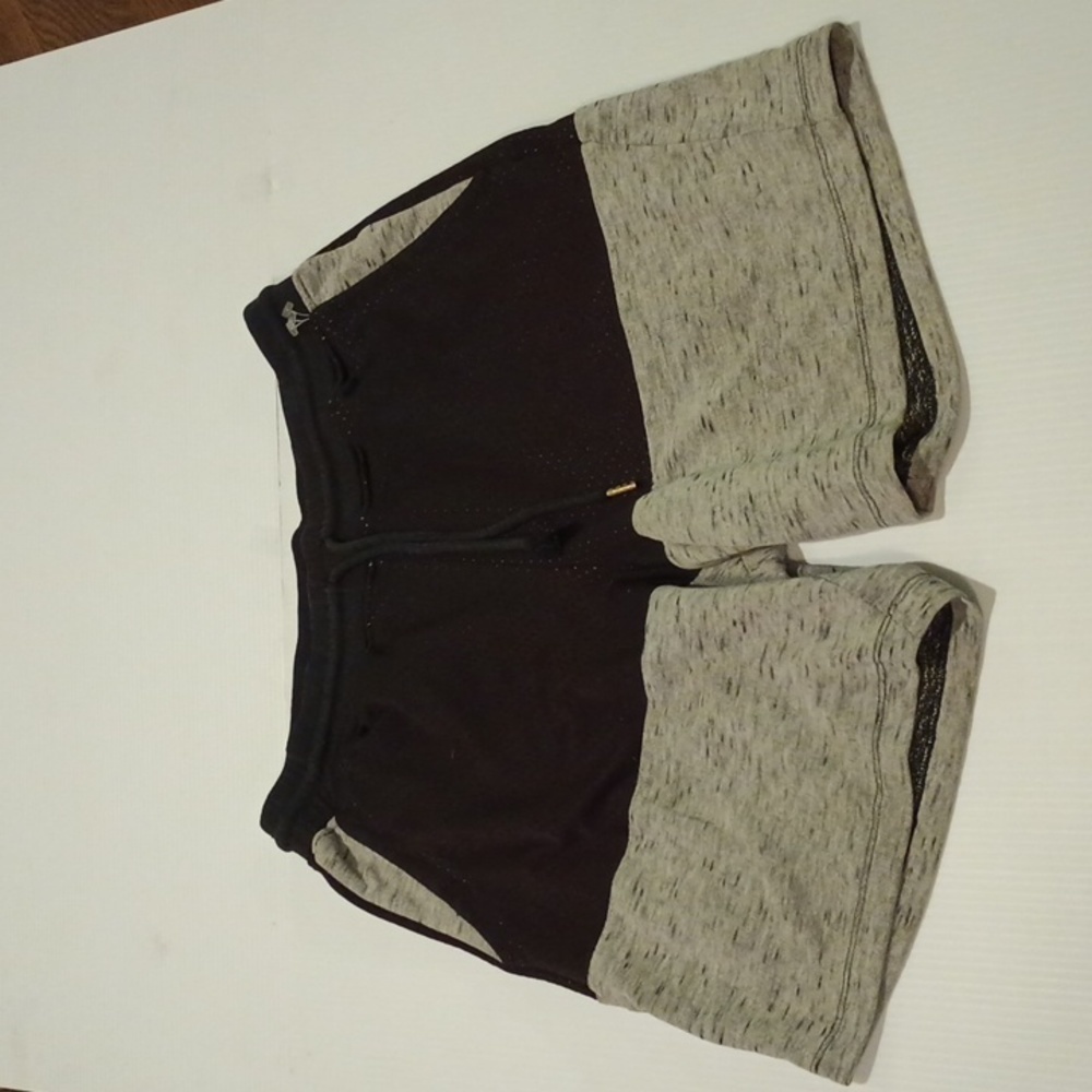 Jackson Black Grey Heathered Mesh Activewear Sweat Shorts A18